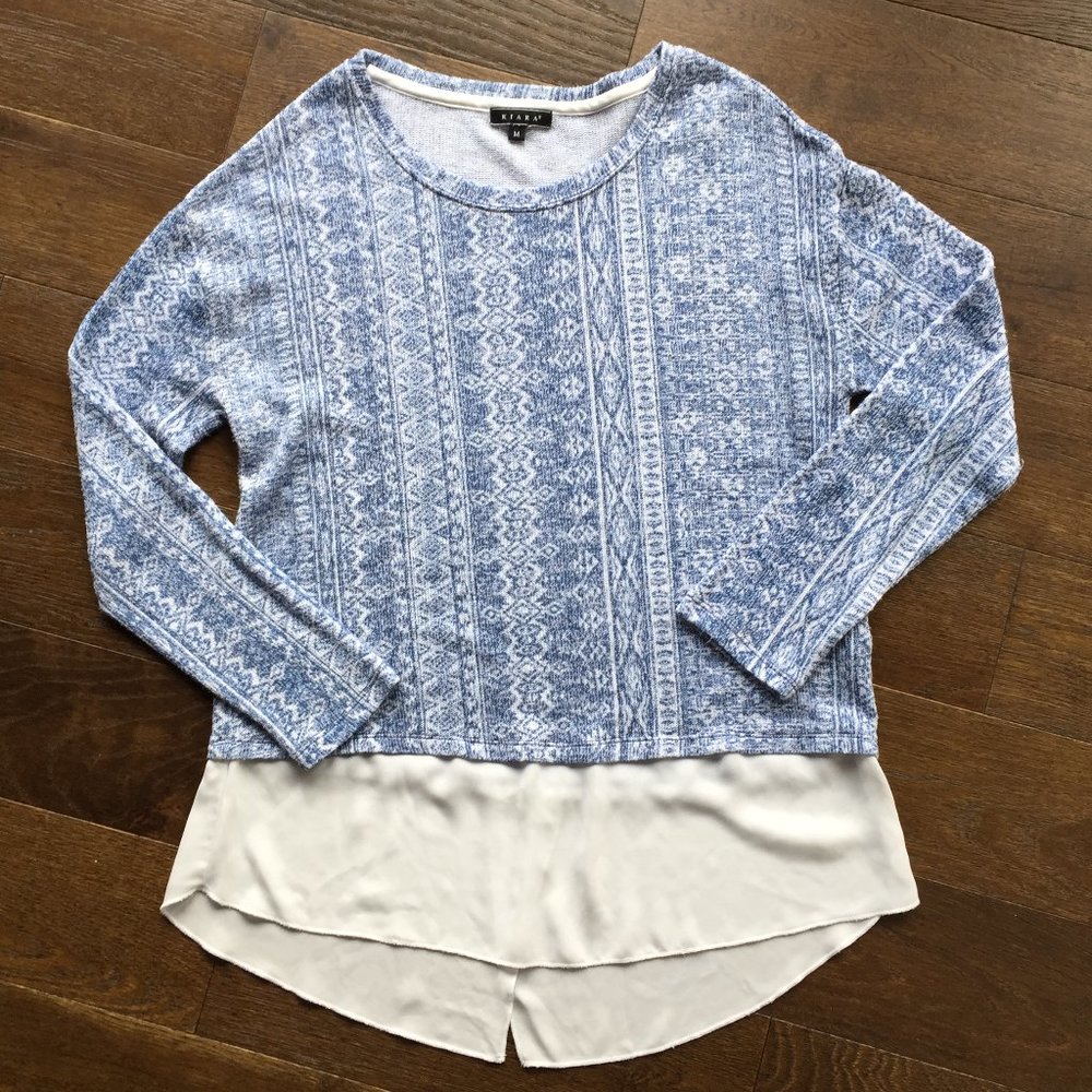 Kiara blue and white sweater women's sz M